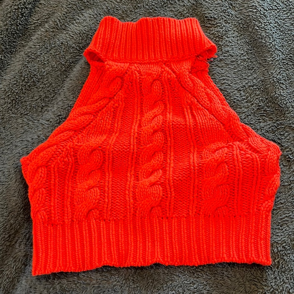 kendall & kylie bright red knit turtle neck